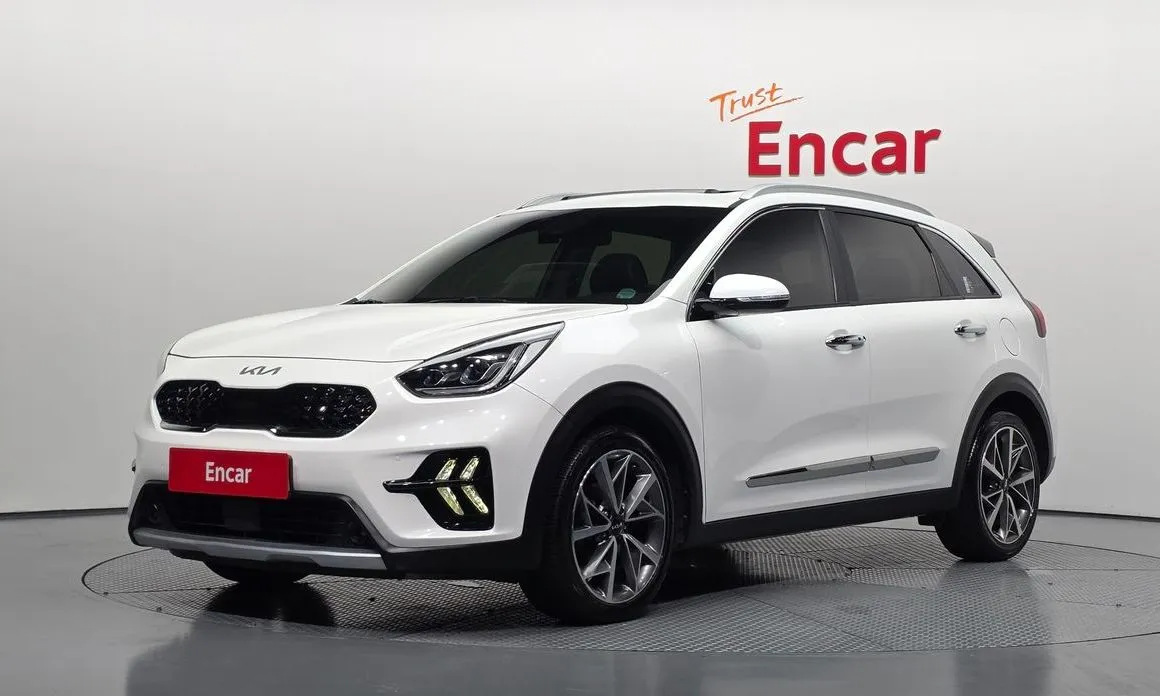 Kia Niro — фото 1
