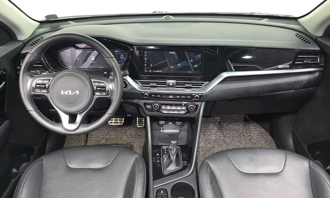 Kia Niro — фото 10