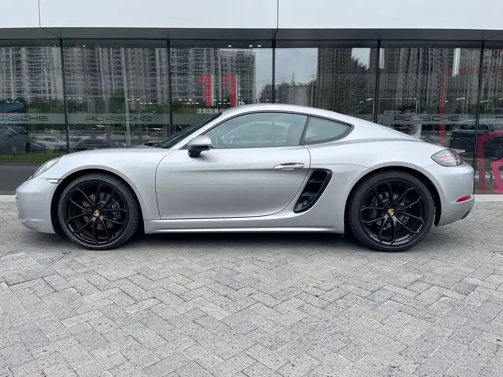 Porsche 718 — фото 10
