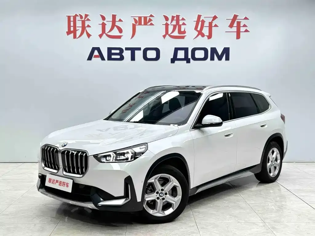 BMW X1 — фото 1