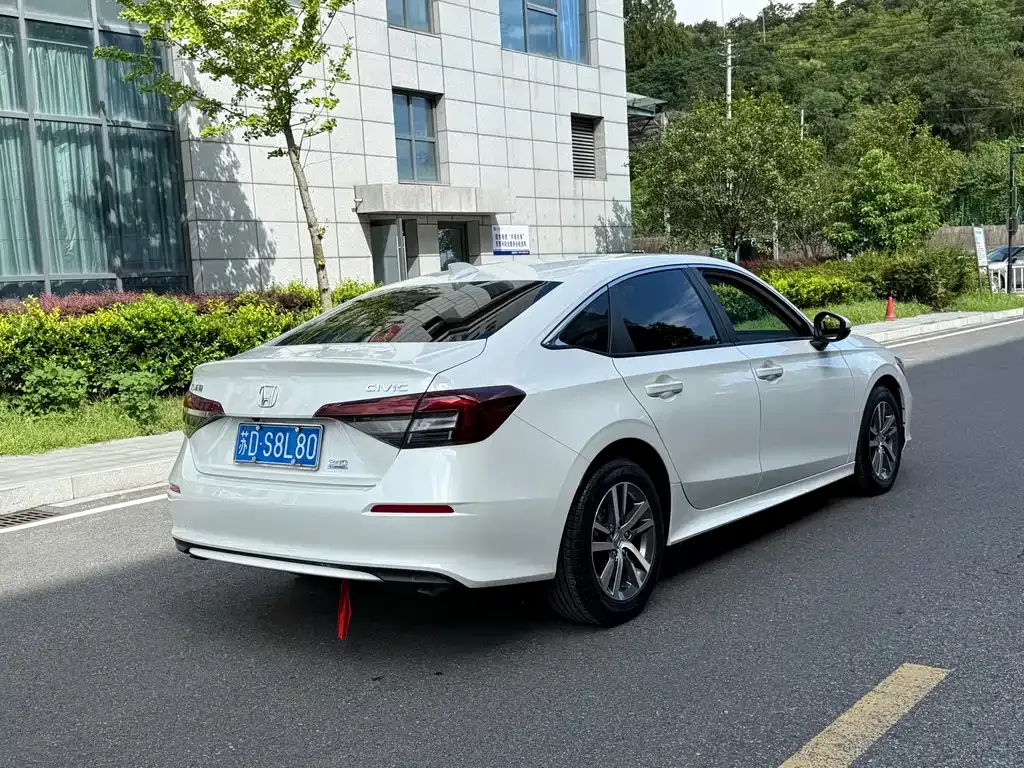 Honda Civic — фото 5