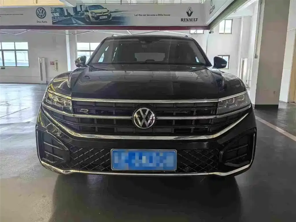 Volkswagen Touareg — фото 5