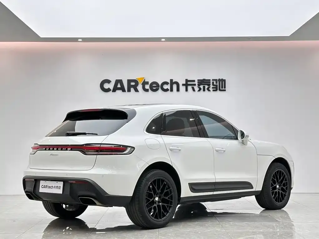 Porsche Macan — фото 10