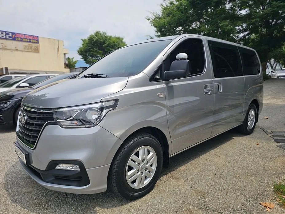 Hyundai Starex — фото 2