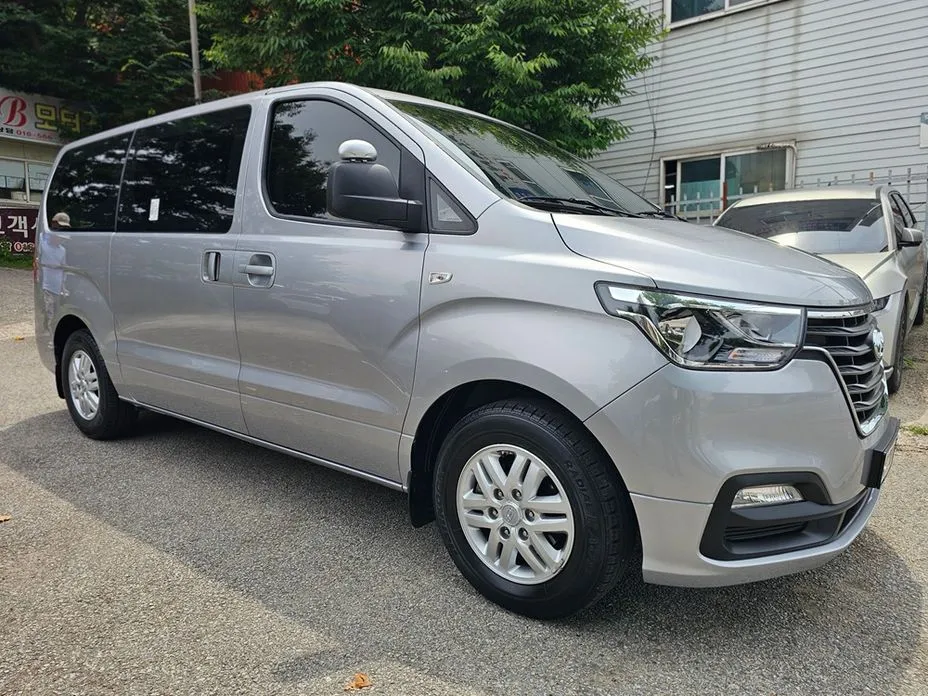 Hyundai Starex — фото 10