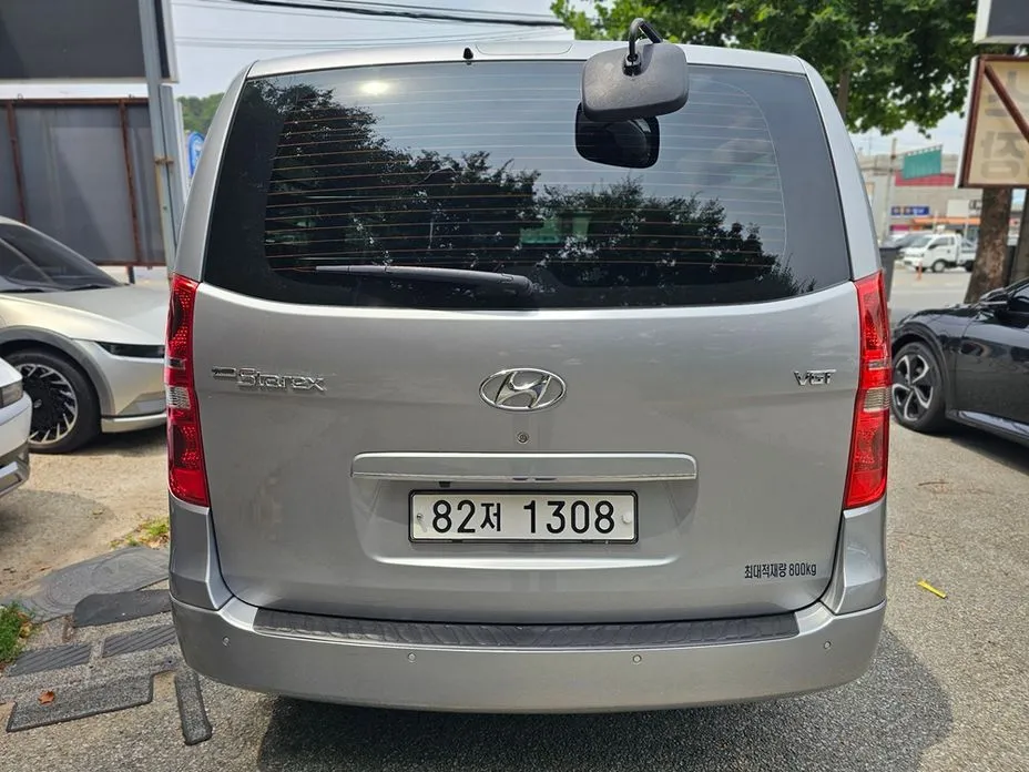 Hyundai Starex — фото 6