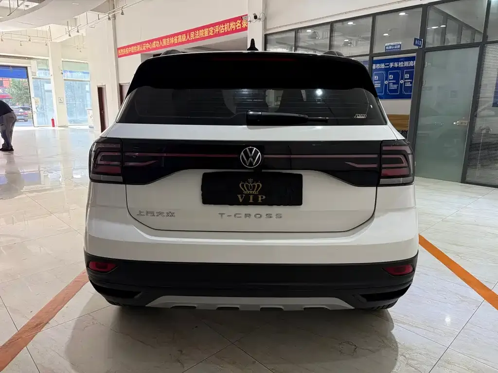 Volkswagen T-Cross — фото 2