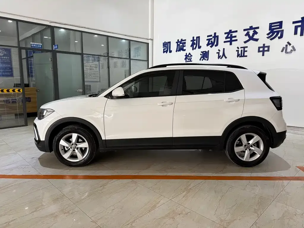 Volkswagen T-Cross — фото 5