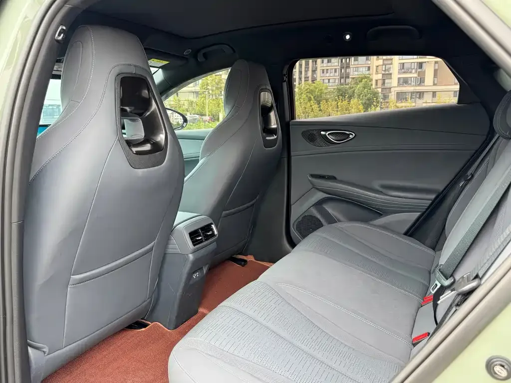 BYD Seal 06GT — фото 2