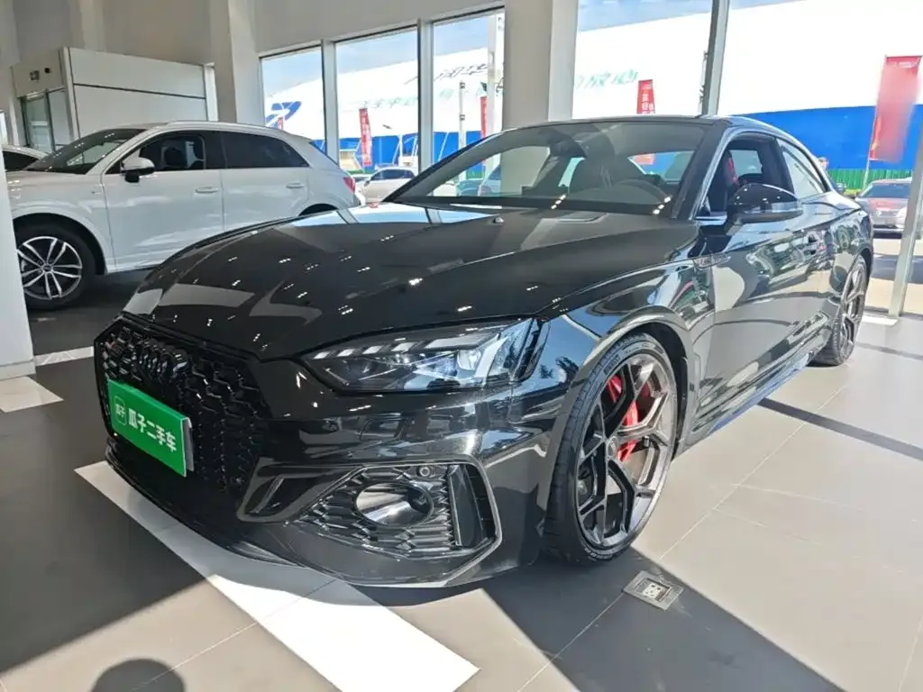 Audi RS 5 — фото 1
