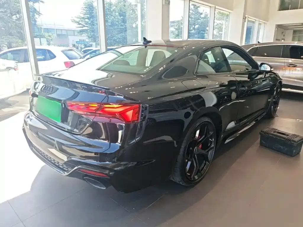 Audi RS 5 — фото 7