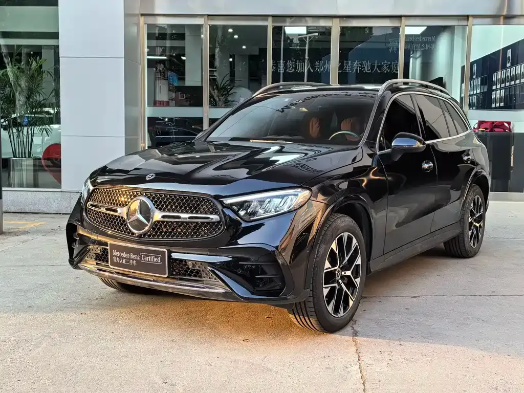 Mercedes-Benz GLC — фото 1
