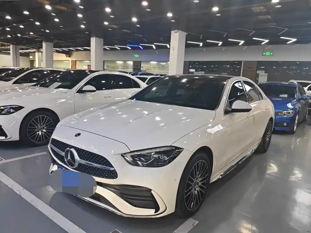 Mercedes-Benz C-Class — фото 1