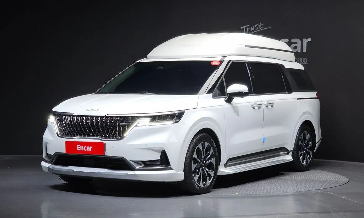 Kia Carnival — фото 1