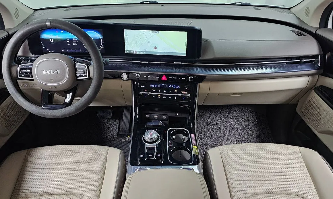 Kia Carnival — фото 10