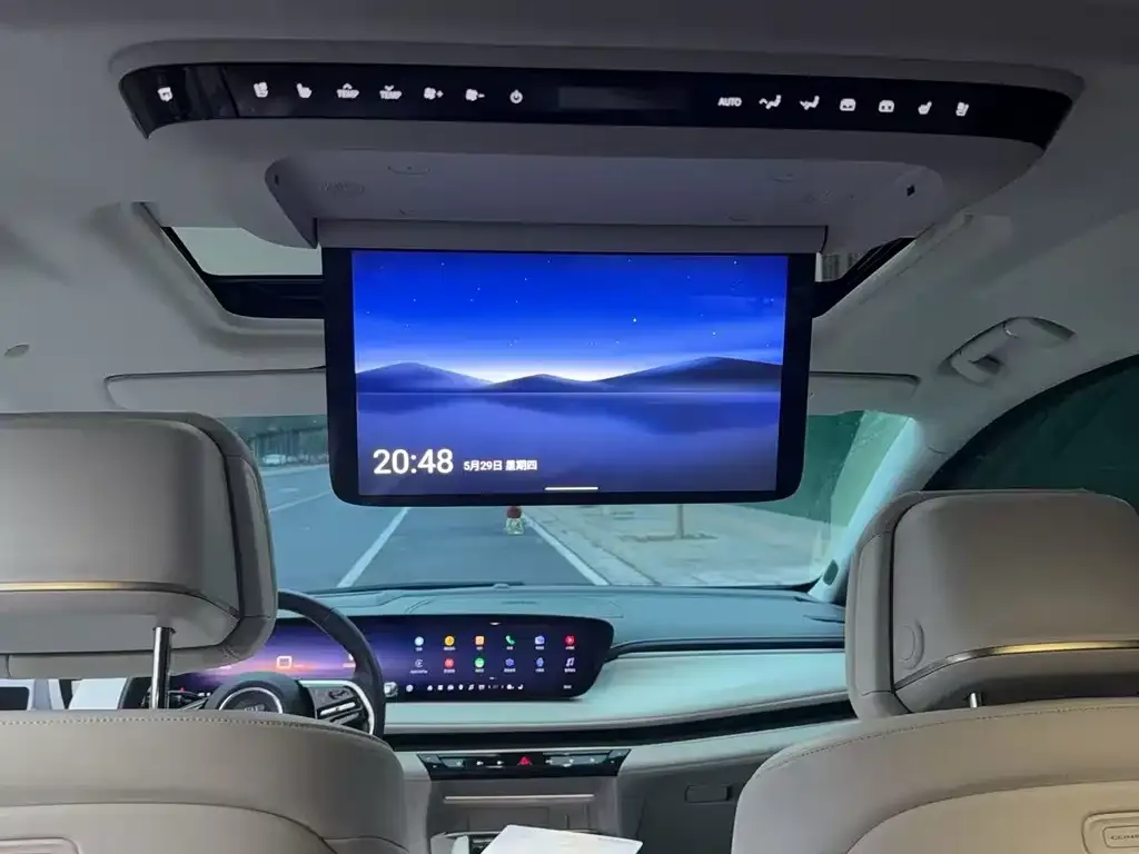 Buick GL8 Hybrid — фото 2