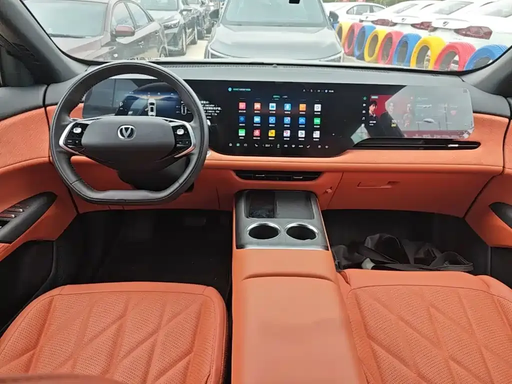 Changan CS75 PLUS — фото 8