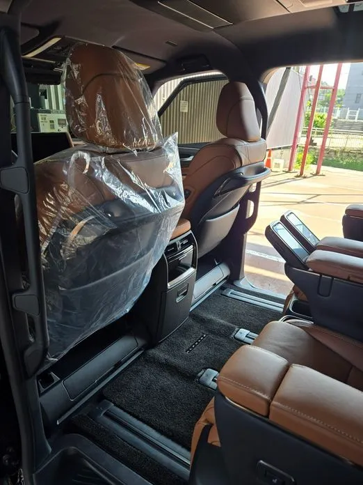 Toyota Alphard — фото 5
