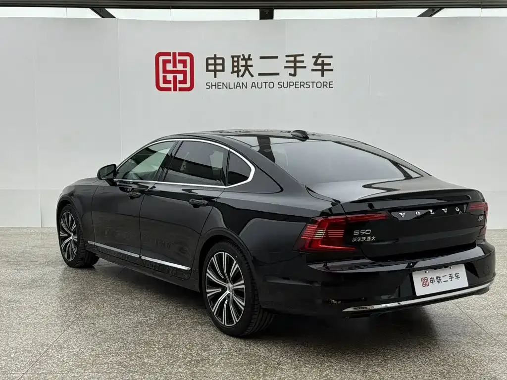 Volvo S90 — фото 5