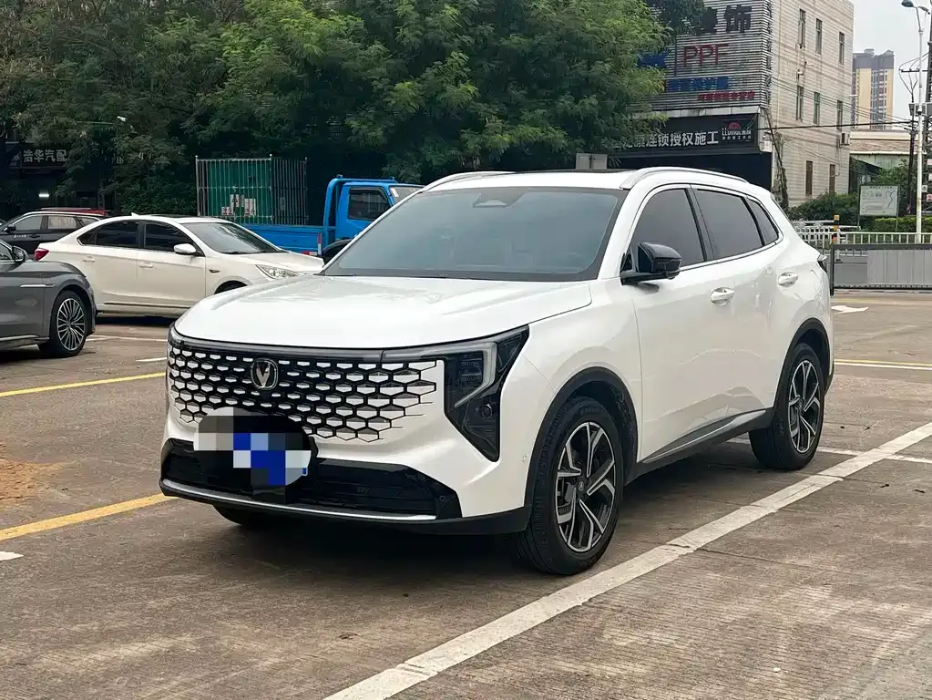 Changan CS55PLUS — фото 1
