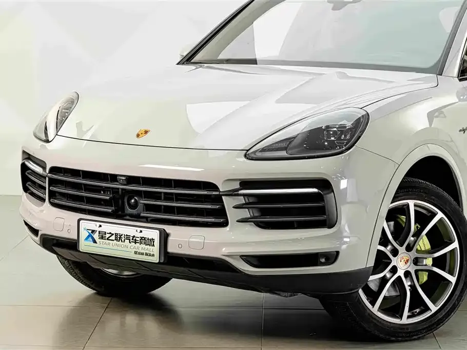 Porsche Cayenne Hybrid — фото 9