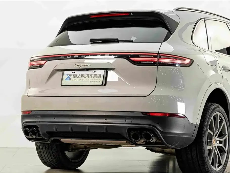 Porsche Cayenne Hybrid — фото 7