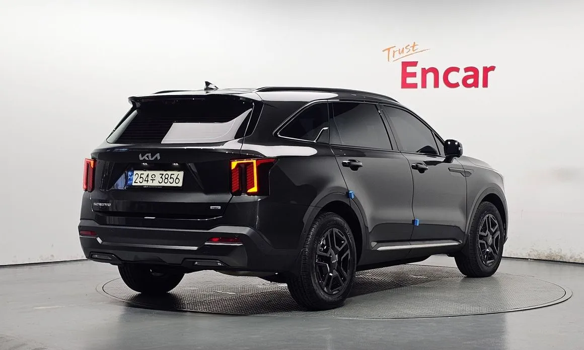 Kia Sorento — фото 8