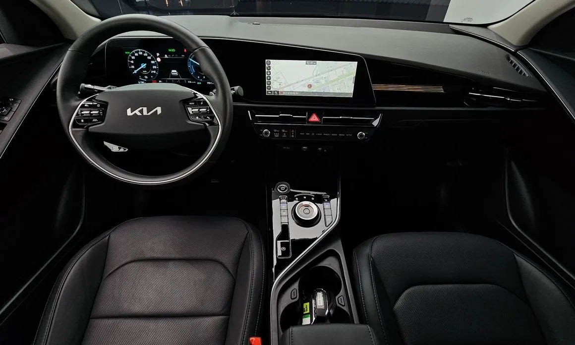 Kia Niro — фото 9