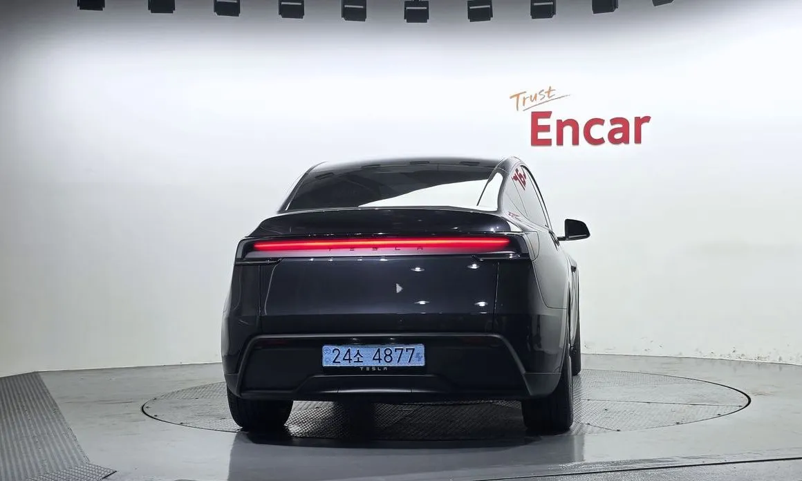 Tesla Model Y — фото 4