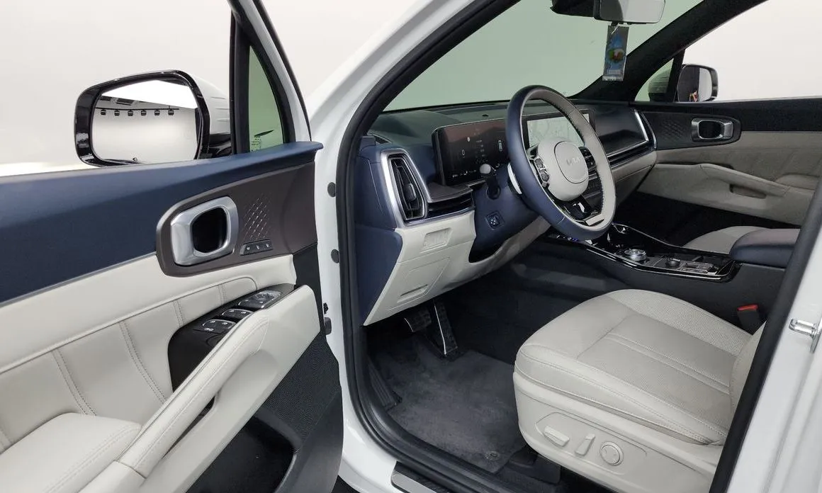 Kia Sorento — фото 9