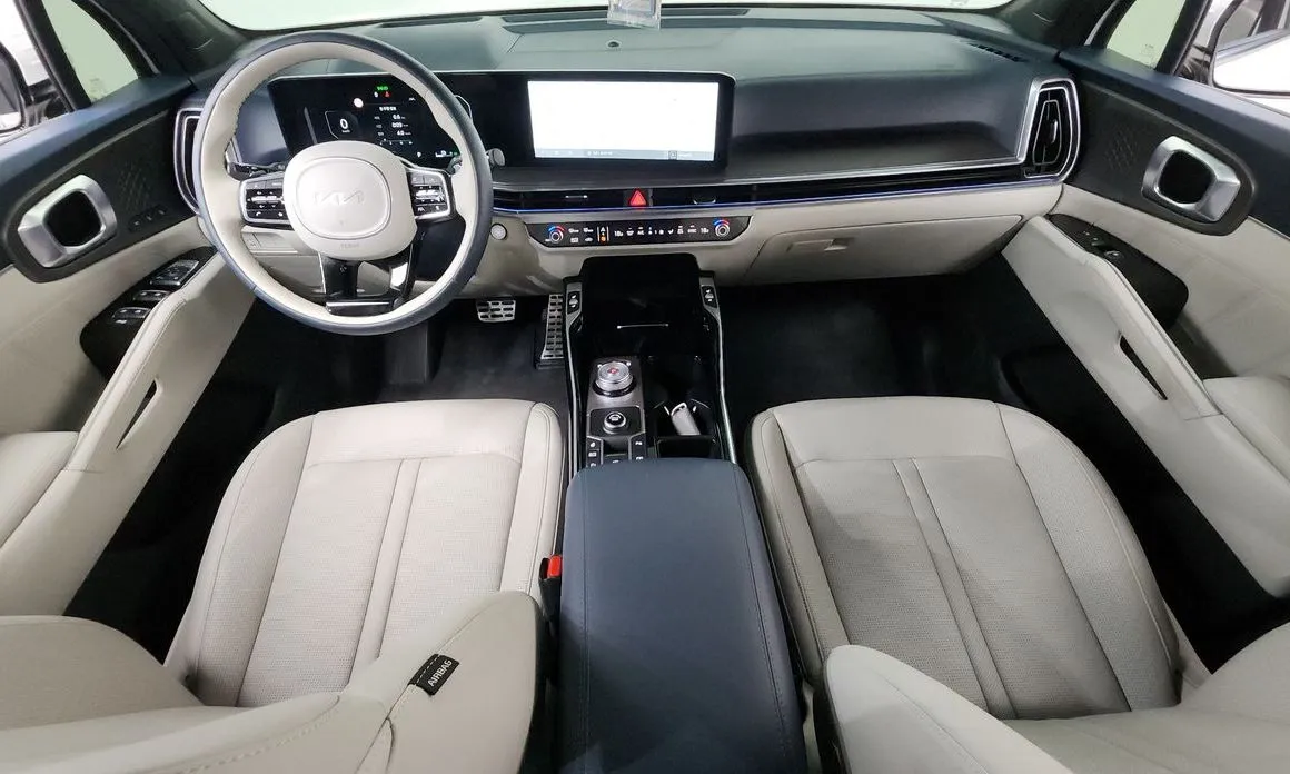 Kia Sorento — фото 6