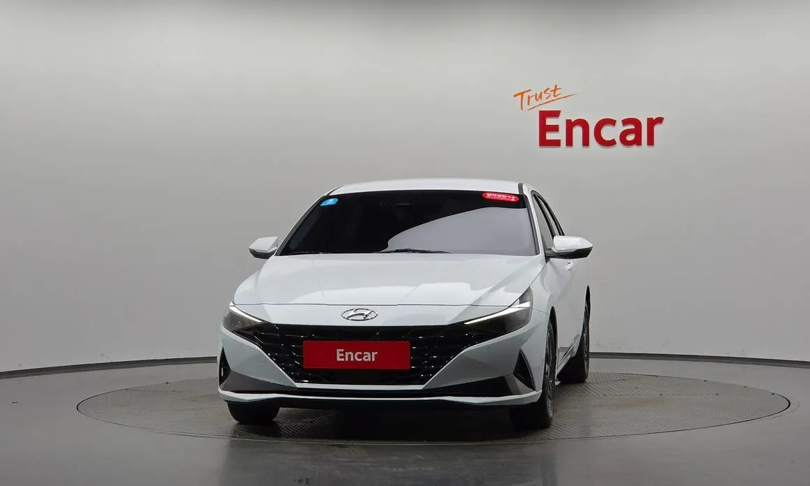 Hyundai AVANTE — фото 3