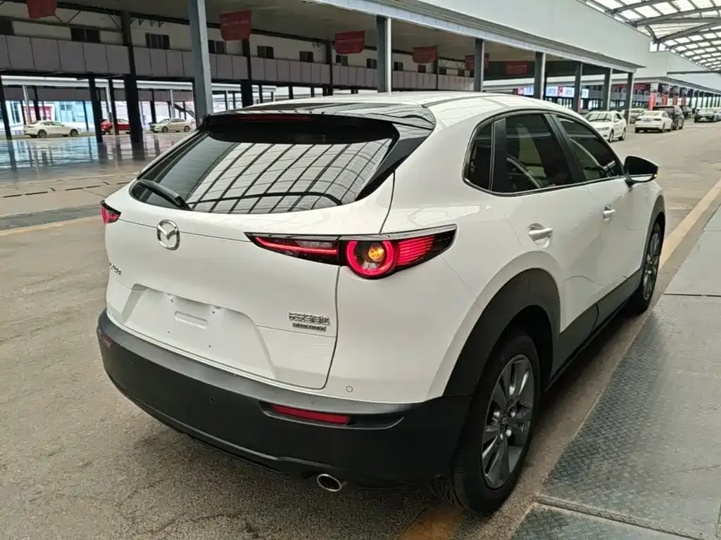 Mazda CX-30 — фото 4