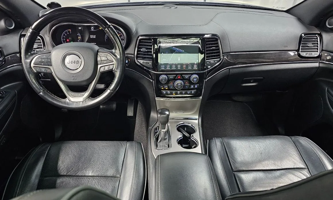 Jeep Cherokee — фото 9