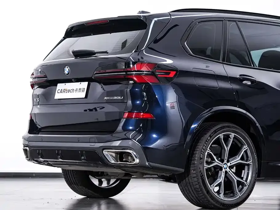 BMW X5 — фото 9