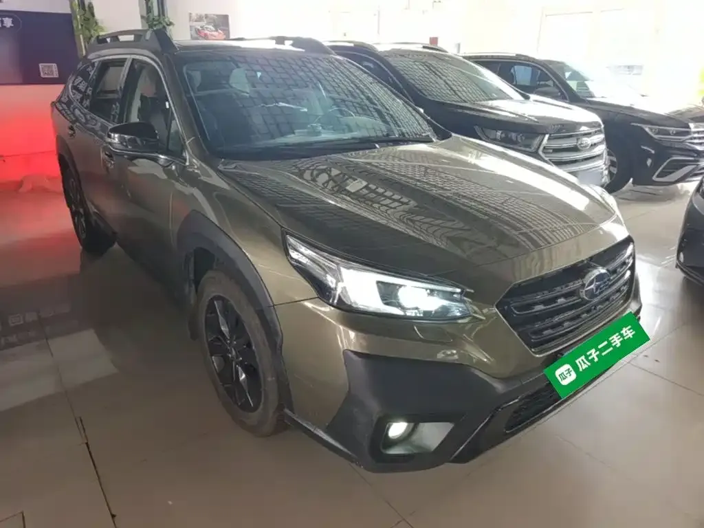 Subaru Outback — фото 9