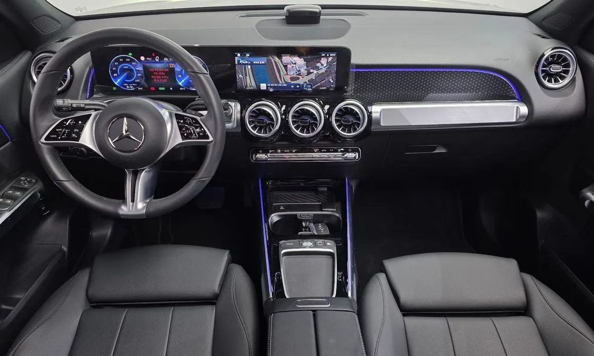 Mercedes-Benz EQB — фото 10