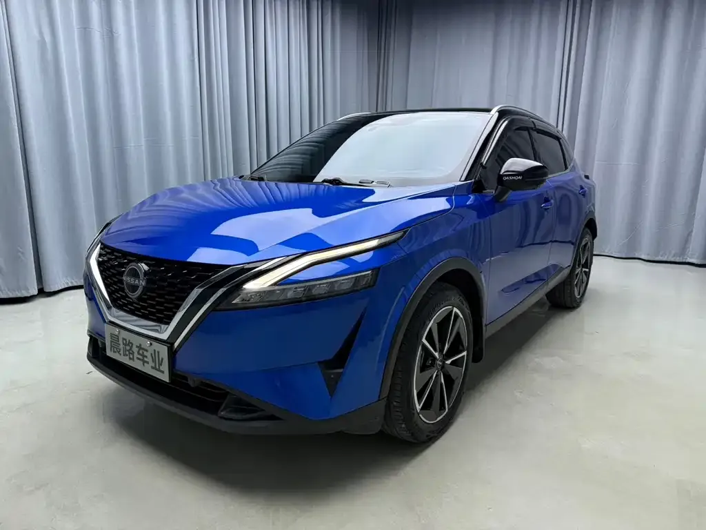 Nissan Qashqai — фото 1