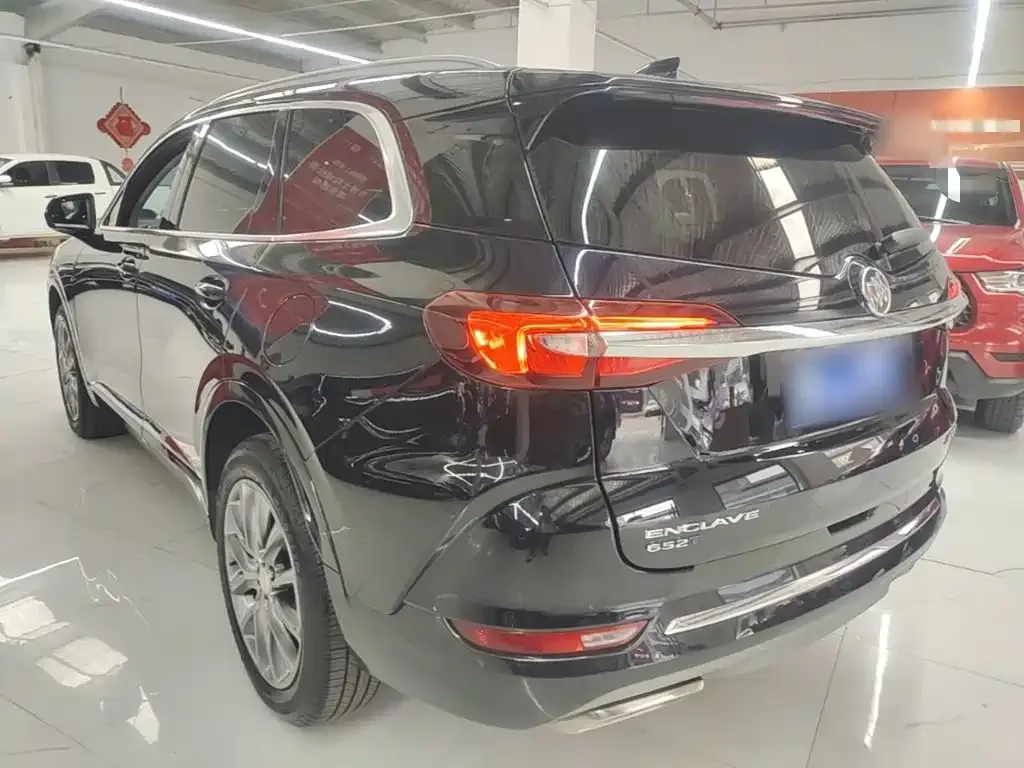 Buick Enclave — фото 4