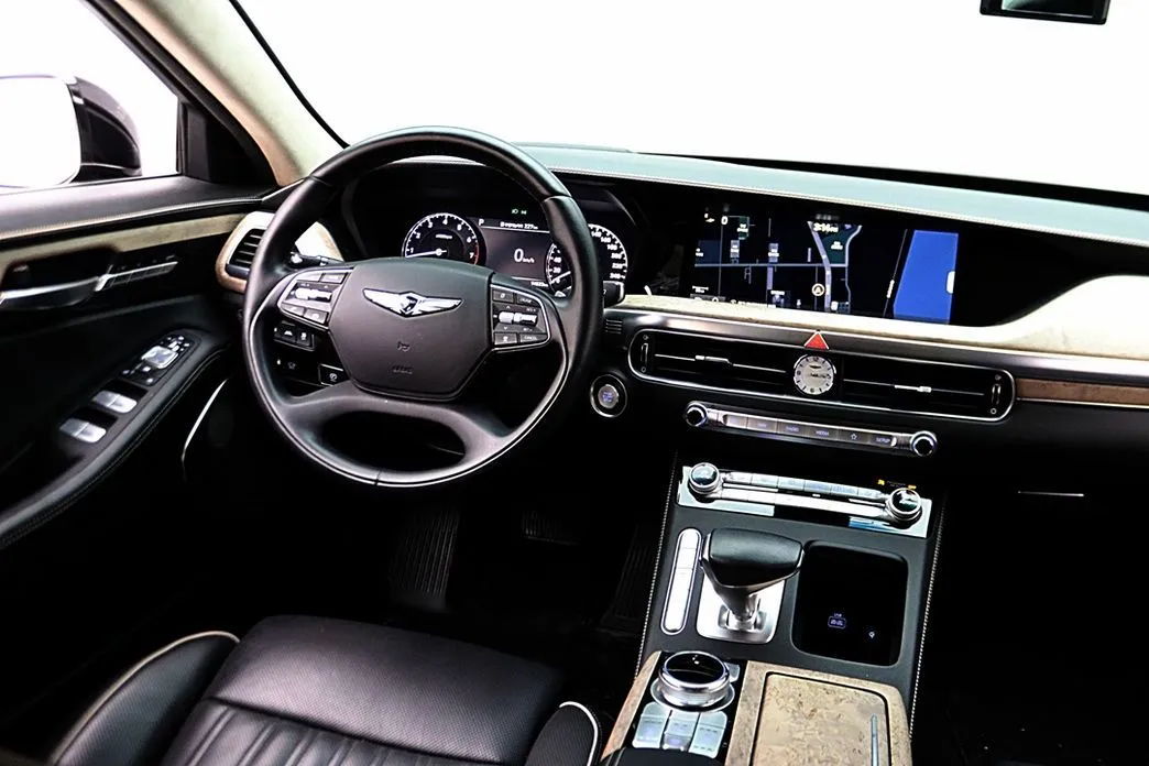 Genesis G90 — фото 3