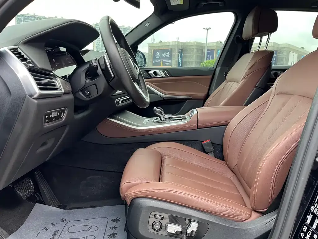 BMW X5 (Import) — фото 3
