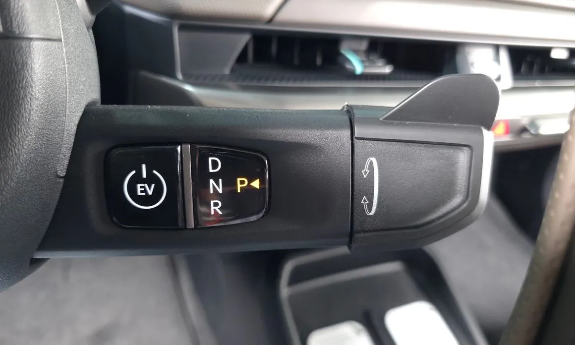 Kia EV4 — фото 4