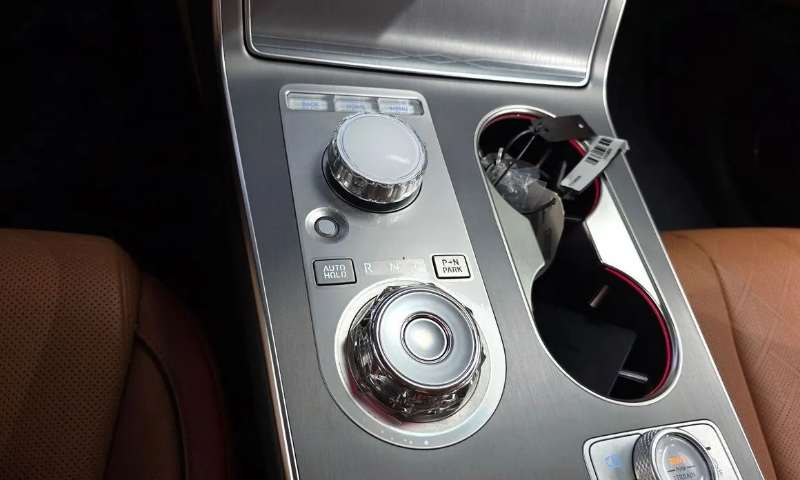 Genesis GV80 — фото 10