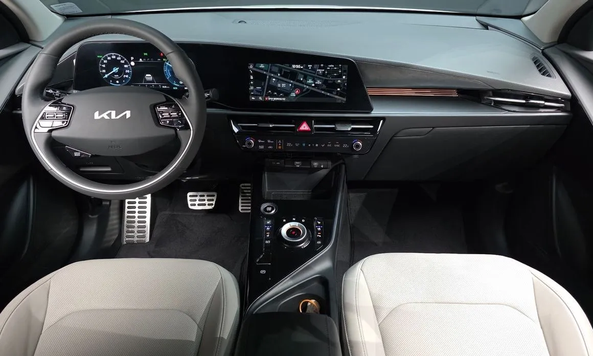 Kia Niro — фото 10
