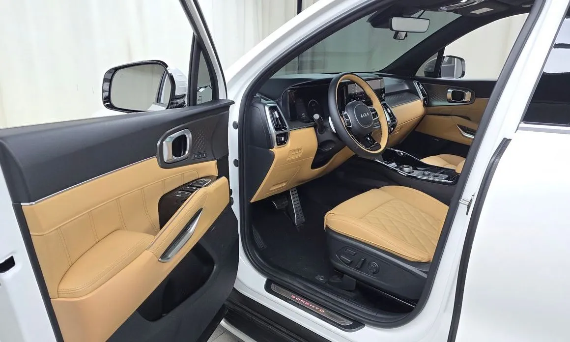 Kia Sorento — фото 7