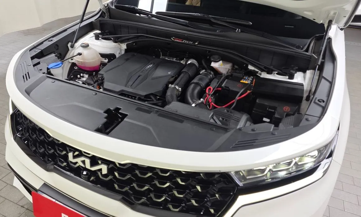 Kia Sorento — фото 6