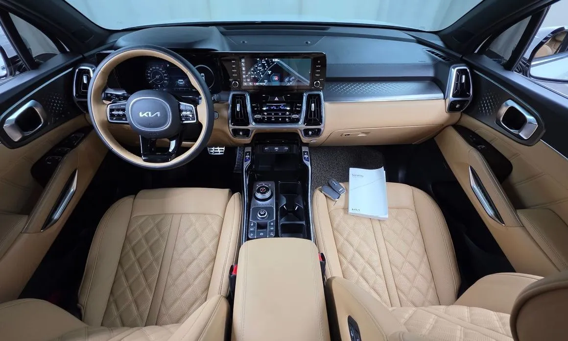 Kia Sorento — фото 8