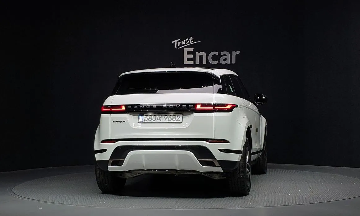 Land Rover Range Rover Evoque — фото 4