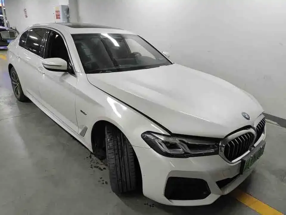 BMW 5 Series New Energy — фото 2