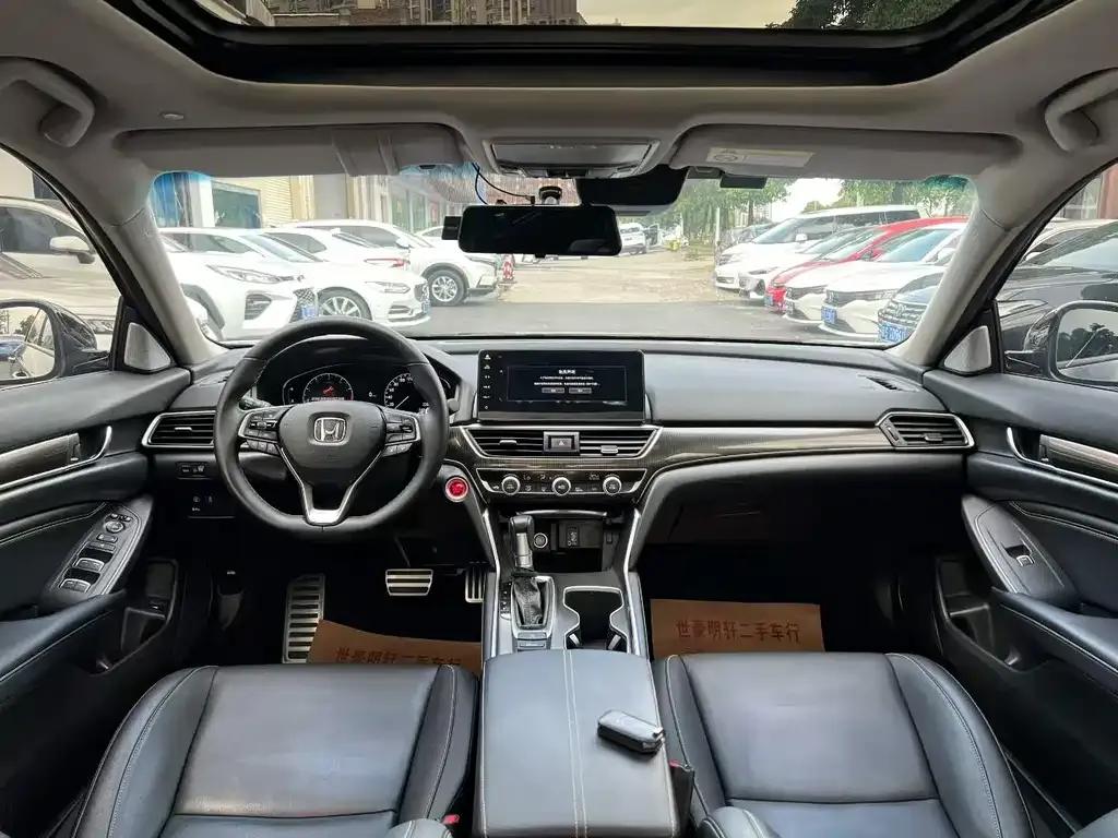 Honda Accord — фото 2
